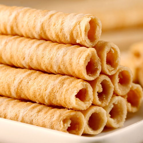 香酥脆小蛋卷好吃零食品奶油味注芯夾心餅干糕點(diǎn)小吃散裝休閑袋裝